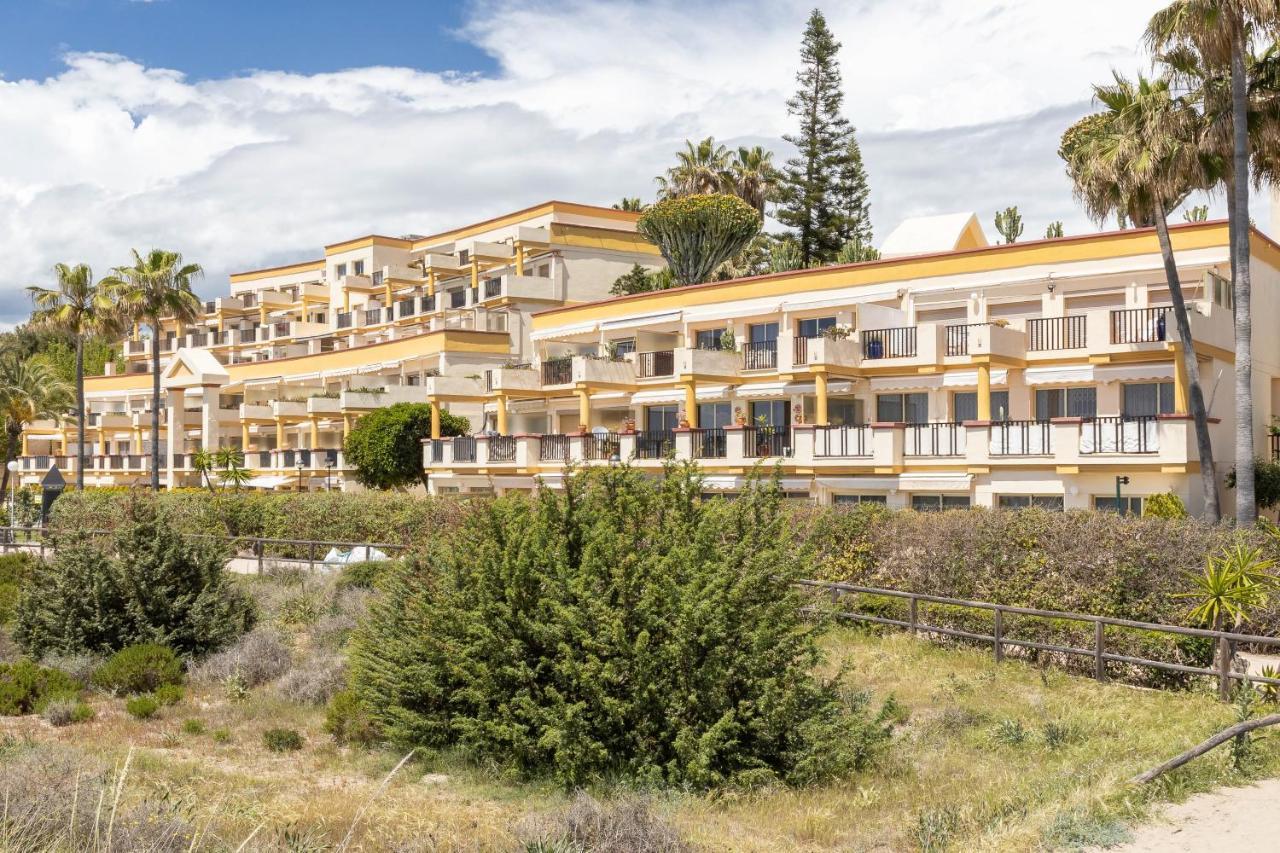 Oleholidays 806 Romana Playa Primera Linea De Playa Marbella Exteriör bild