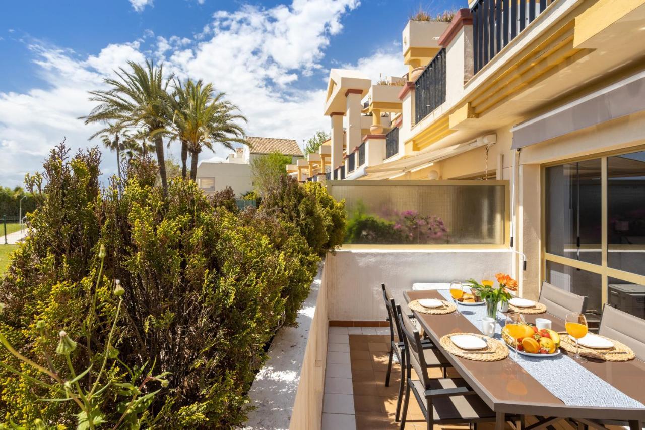 Oleholidays 806 Romana Playa Primera Linea De Playa Marbella Exteriör bild